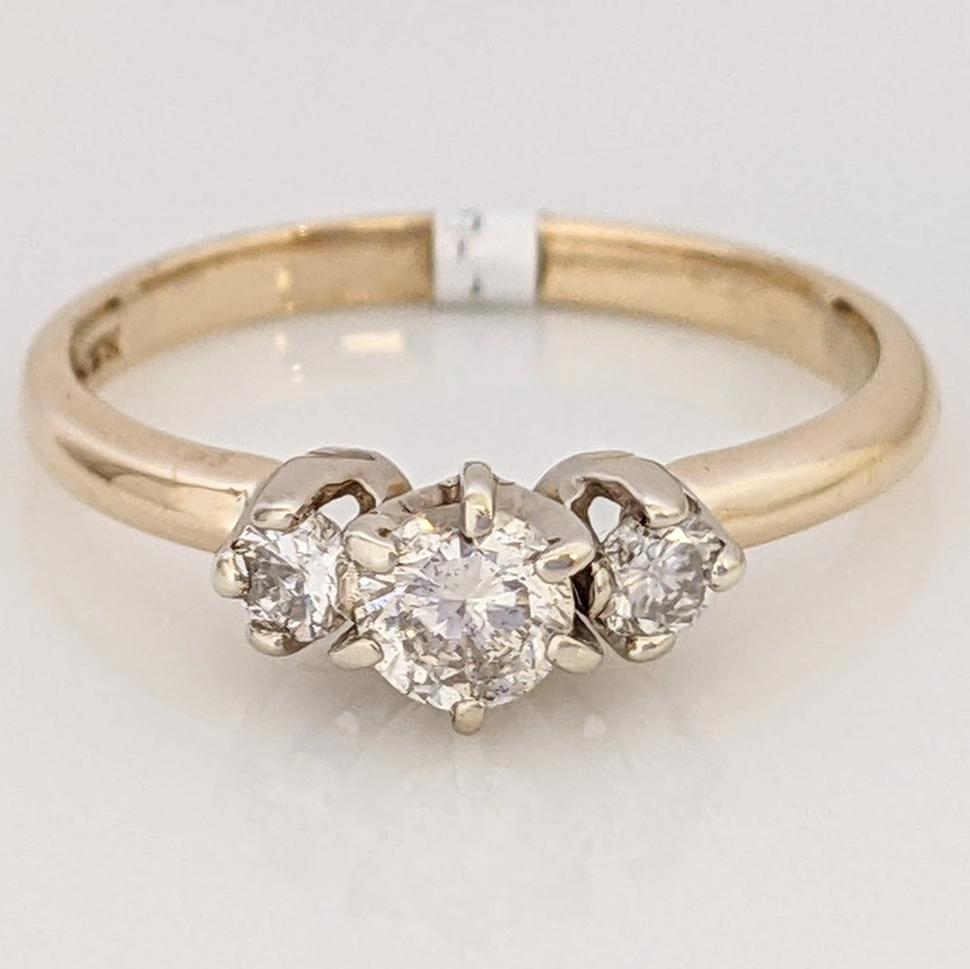 14K .42 CARAT TOTAL WEIGHT SI2 J DIAMOND ROUND (3) TRINITY ESTATE RING 2.3 GRAMS