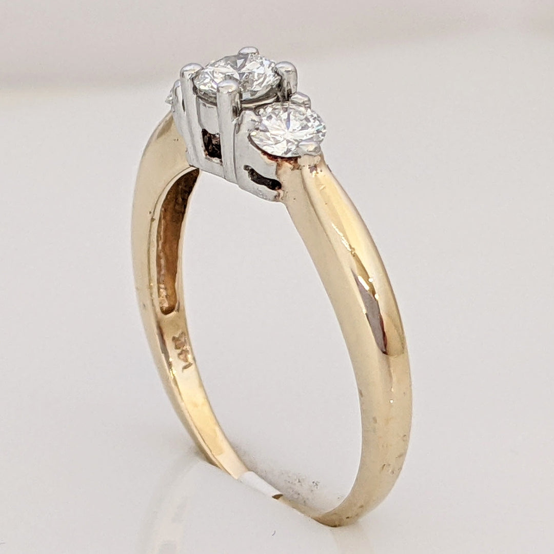 14K .48 CARAT TOTAL WEIGHT SI2-I1 G-H DIAMOND ROUND TRINITY ESTATE RING 2.7 GRAMS