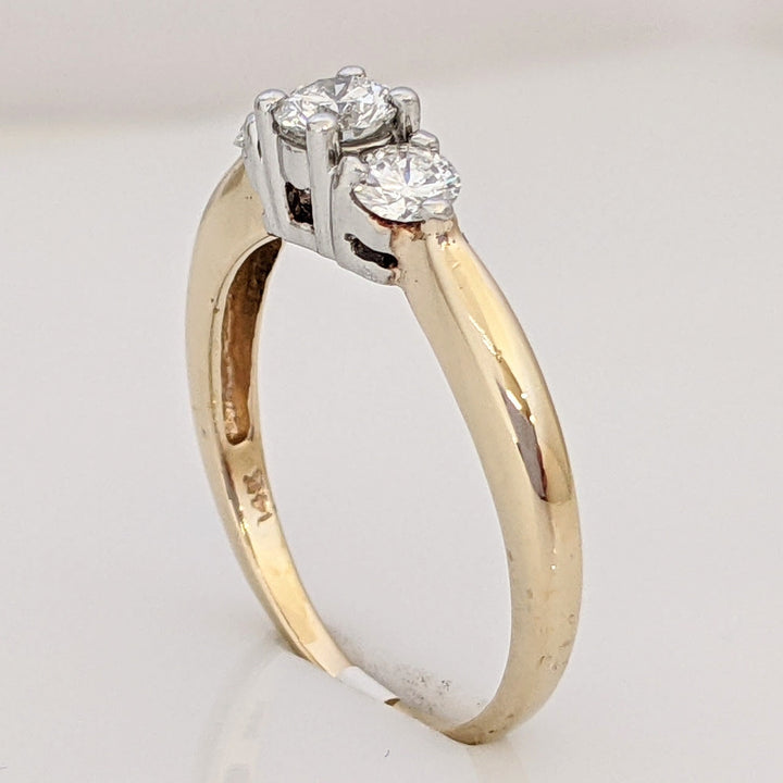 14K .48 CARAT TOTAL WEIGHT SI2-I1 G-H DIAMOND ROUND TRINITY ESTATE RING 2.7 GRAMS