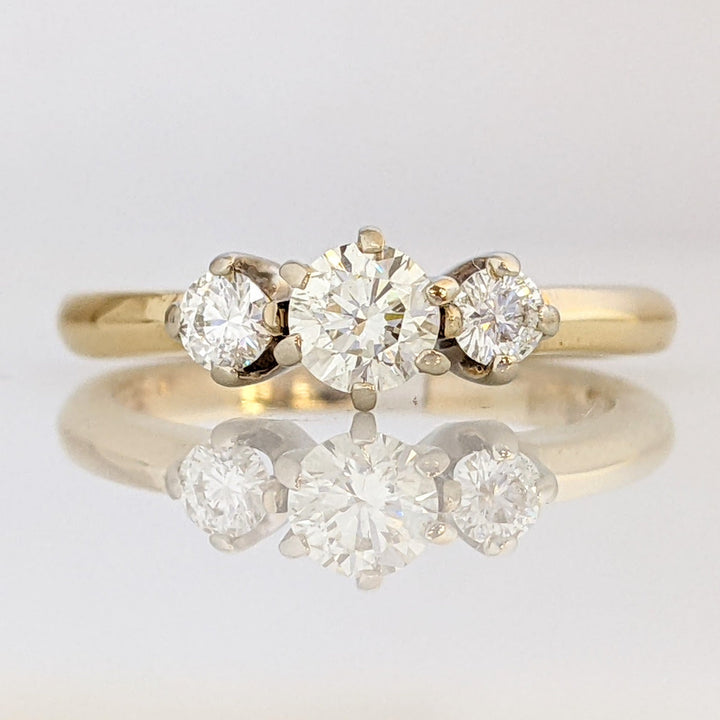 14K .52 CARAT TOTAL WEIGHT I1 K DIAMOND ROUND (3) TRINITY ESTATE RING 3.0 GRAMS