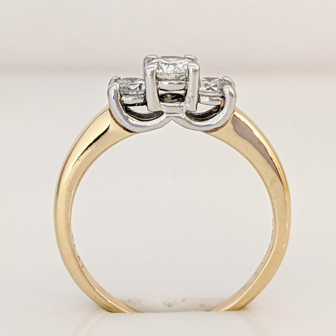14K .49 CARAT TOTAL WEIGHT I1 G DIAMOND ROUND (3) TRINITY ESTATE RING 2.8 GRAMS