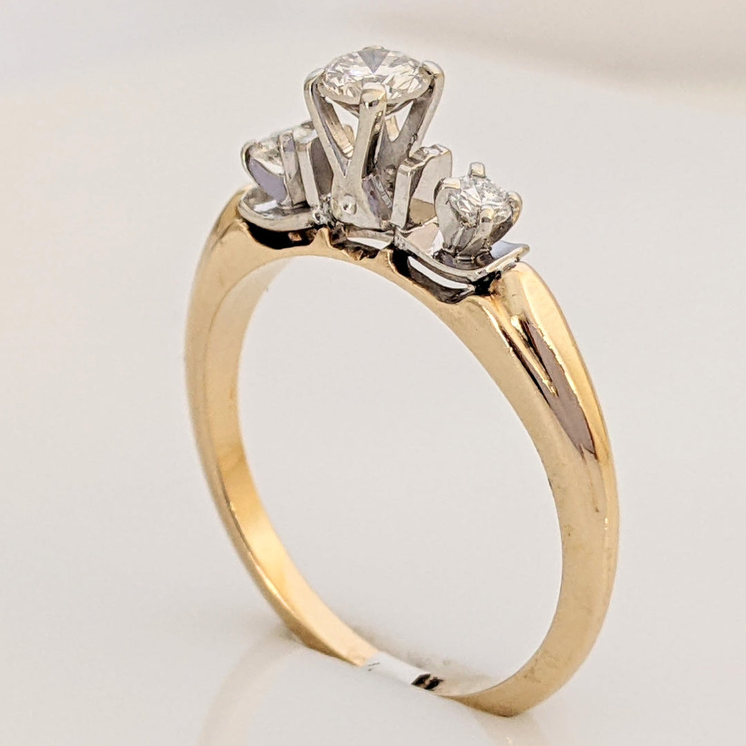 14K .33 CARAT TOTAL WEIGHT VS2 H DIAMOND ROUND (3) TRINITY ESTATE RING 2.9 GRAMS
