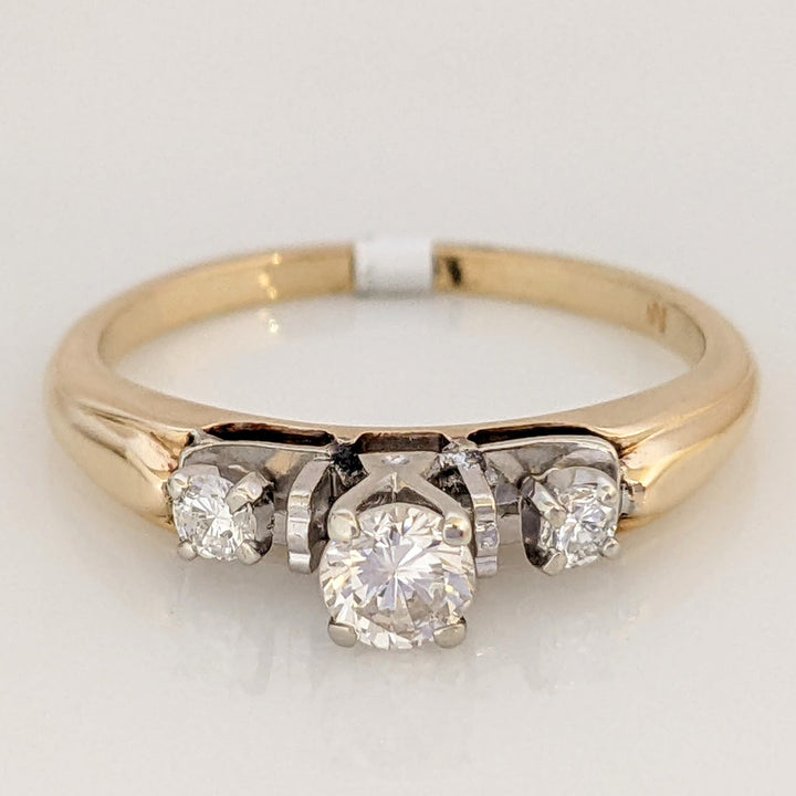 14K .33 CARAT TOTAL WEIGHT VS2 H DIAMOND ROUND (3) TRINITY ESTATE RING 2.9 GRAMS