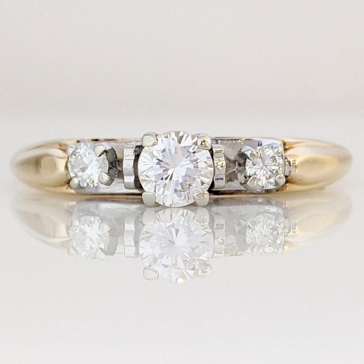 14K .33 CARAT TOTAL WEIGHT VS2 H DIAMOND ROUND (3) TRINITY ESTATE RING 2.9 GRAMS
