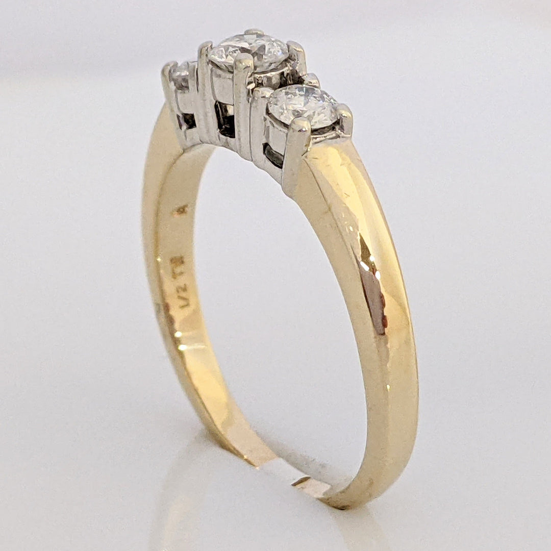 14K .46 CARAT TOTAL WEIGHT I2 G DIAMOND ROUND (3) TRINITY ESTATE RING 3.2 GRAMS
