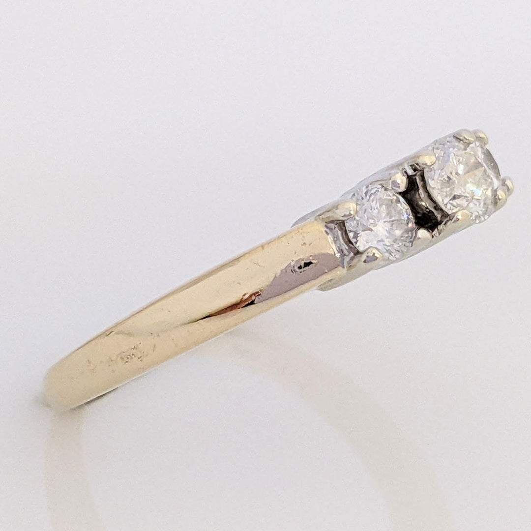 14K .46 CARAT TOTAL WEIGHT I2 G DIAMOND ROUND (3) TRINITY ESTATE RING 3.2 GRAMS