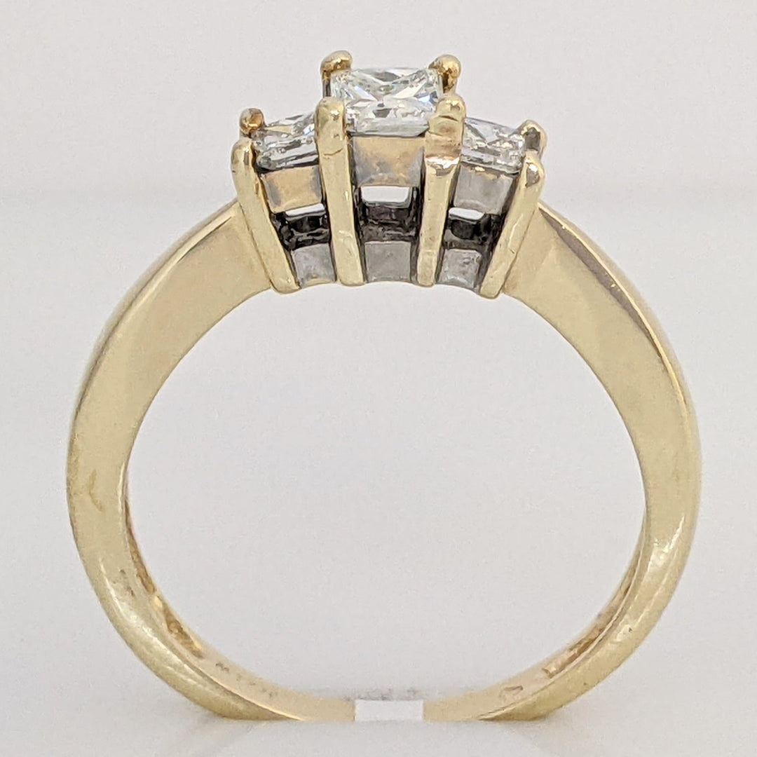 14K .50 CARAT TOTAL WEIGHT I1 H DIAMOND PRINCESS CUT (3) TRINITY ESTATE RING 3.0 GRAMS