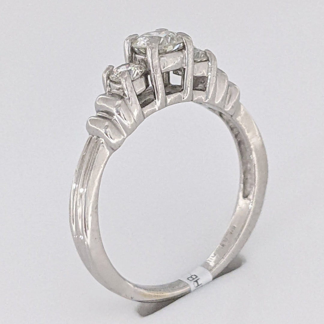 PLATINUM .44 CARAT TOTAL WEIGHT SI2 I DIAMOND ROUND (3) TRINITY ESTATE RING 4.4 GRAMS