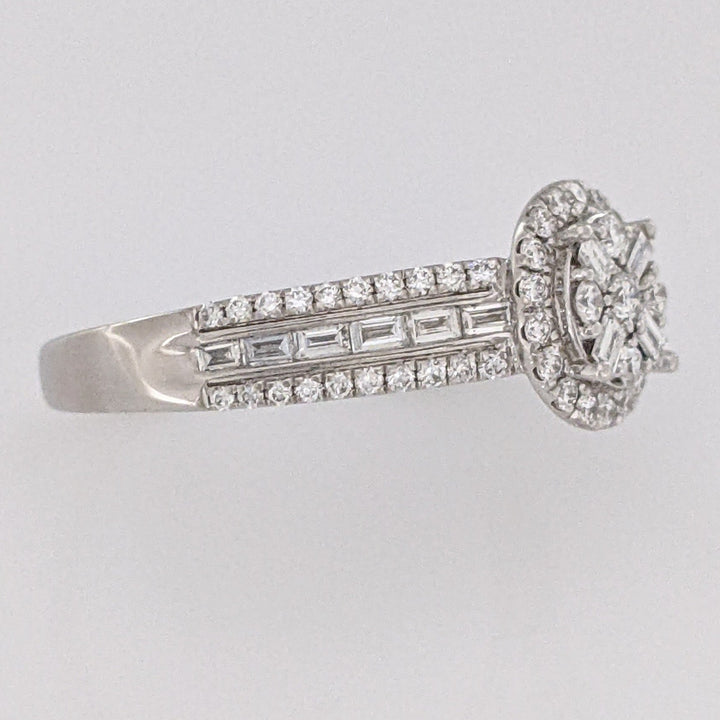 14K WHITE .96 CARAT TOTAL WEIGHT SI1-SI2 H DIAMOND ROUND (69) EMERALD CUT (16) ESTATE RING 3.7 GRAMS