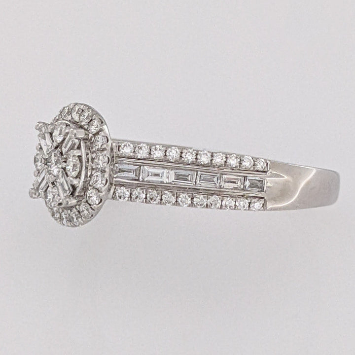 14K WHITE .96 CARAT TOTAL WEIGHT SI1-SI2 H DIAMOND ROUND (69) EMERALD CUT (16) ESTATE RING 3.7 GRAMS