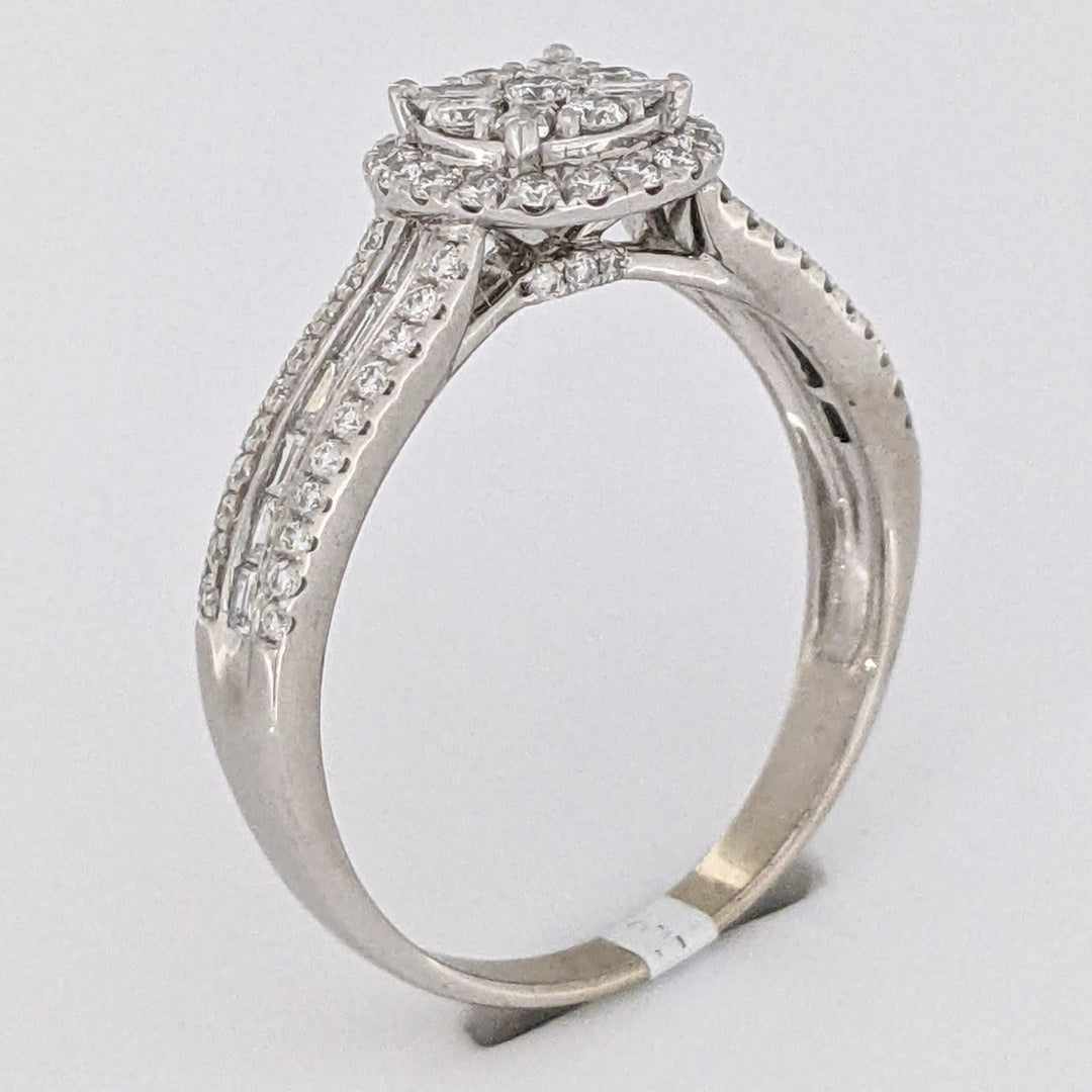 14K WHITE .96 CARAT TOTAL WEIGHT SI1-SI2 H DIAMOND ROUND (69) EMERALD CUT (16) ESTATE RING 3.7 GRAMS