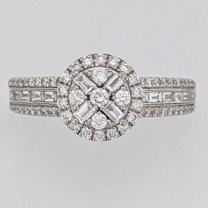 14K WHITE .96 CARAT TOTAL WEIGHT SI1-SI2 H DIAMOND ROUND (69) EMERALD CUT (16) ESTATE RING 3.7 GRAMS
