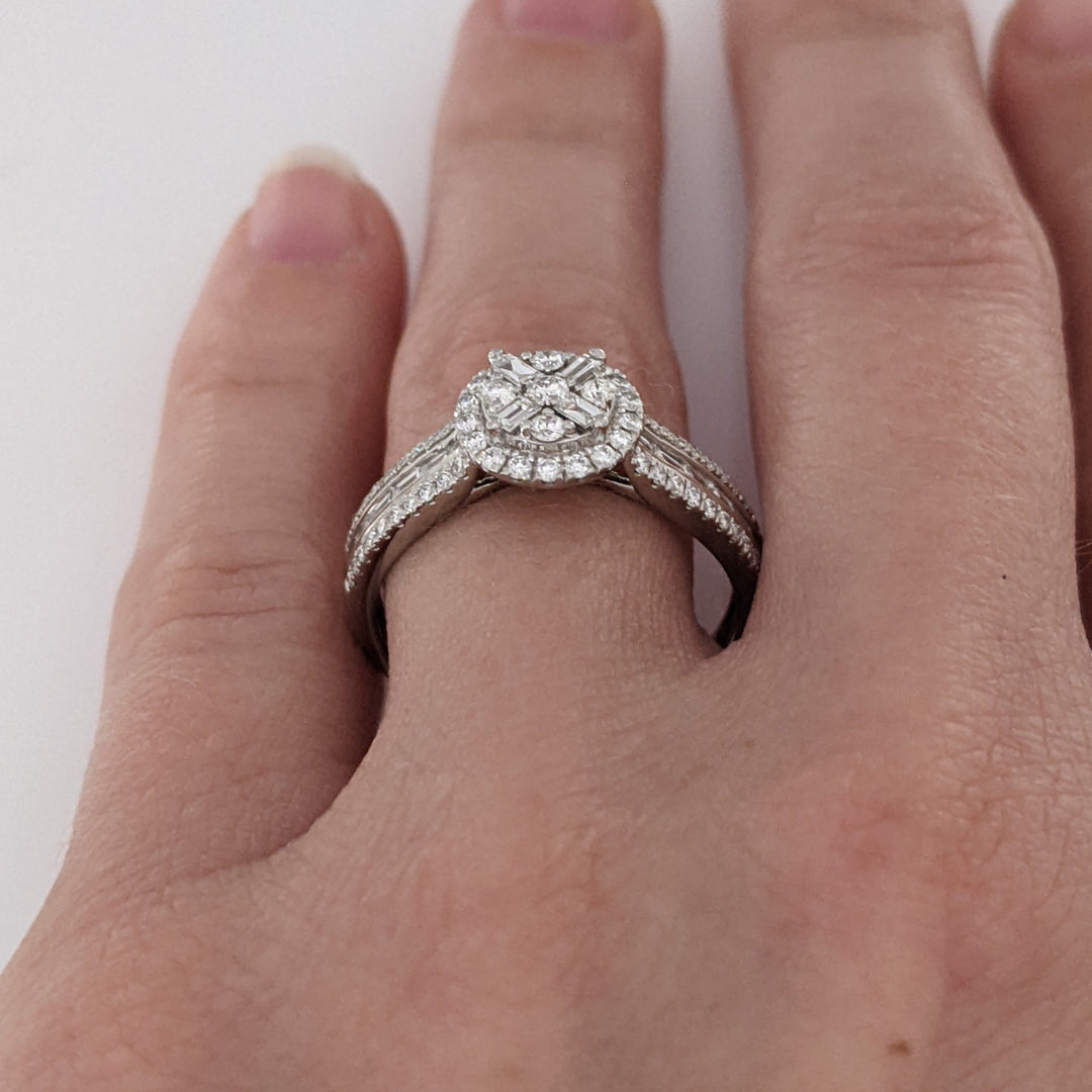 14K WHITE .96 CARAT TOTAL WEIGHT SI1-SI2 H DIAMOND ROUND (69) EMERALD CUT (16) ESTATE RING 3.7 GRAMS