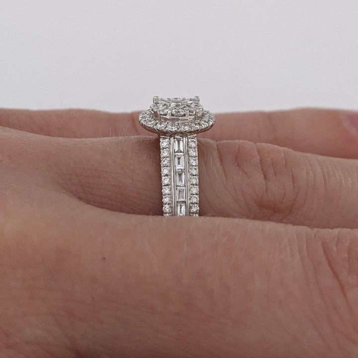 14K WHITE .96 CARAT TOTAL WEIGHT SI1-SI2 H DIAMOND ROUND (69) EMERALD CUT (16) ESTATE RING 3.7 GRAMS