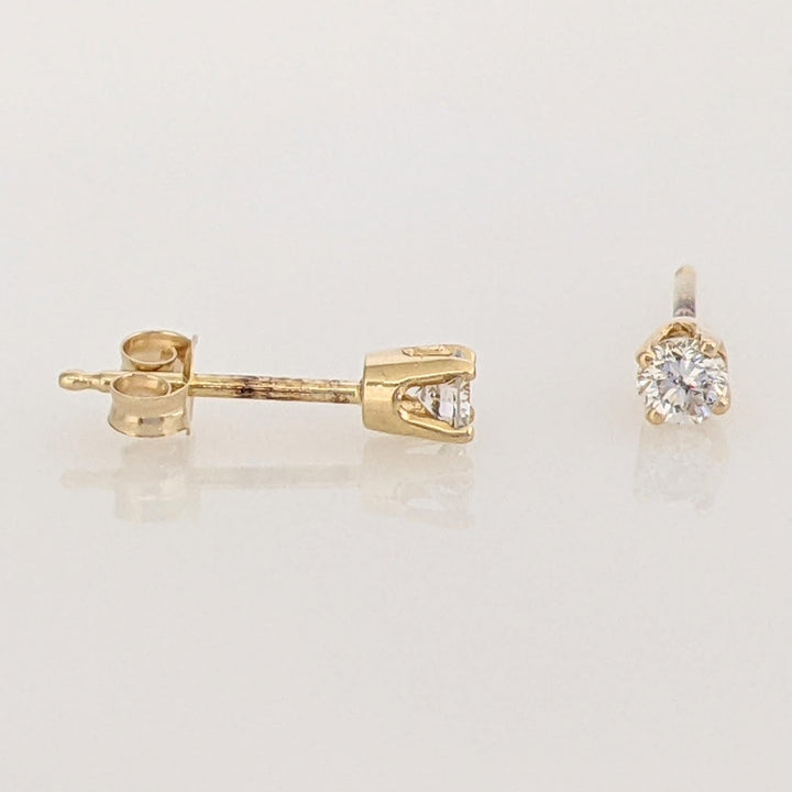 14K .14 CARAT TOTAL WEIGHT SI2 H DIAMOND ROUND ESTATE STUD EARRINGS 0.3 GRAMS