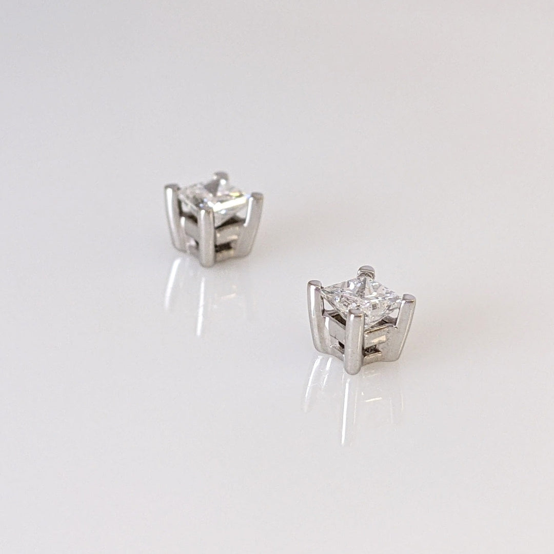 14K WHITE .48 CARAT TOTAL WEIGHT SI2 G DIAMOND PRINCESS CUT (2) ESTATE STUD EARRINGS 0.9 GRAMS