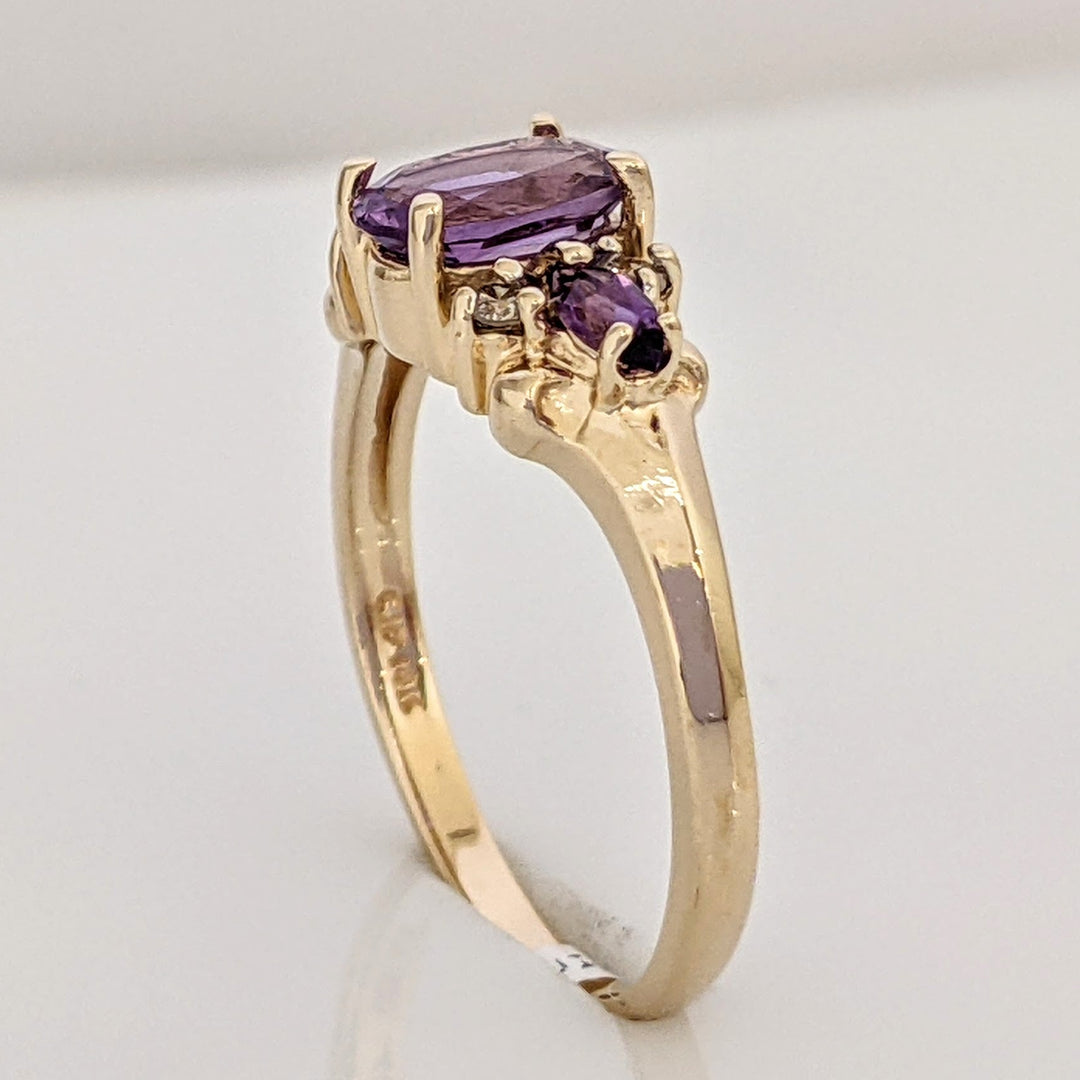 14K AMETHYST OVAL 5X7 WITH (2) MARQUISE AND MELEE ESTATE RING 2.4 GRAMS