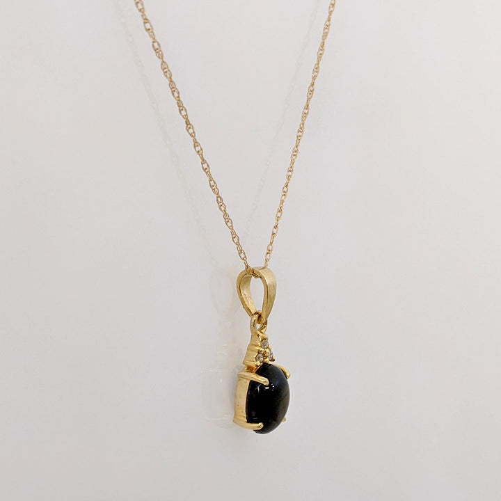 14K BLACK STAR SAPPHIRE OVAL 7X9 WITH (3) MELEE ESTATE PENDANT & CHAIN 2.1 GRAMS