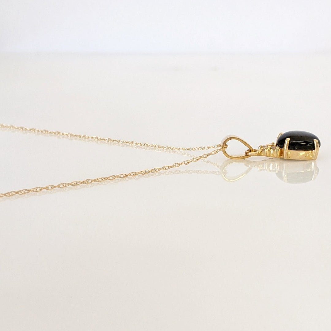 14K BLACK STAR SAPPHIRE OVAL 7X9 WITH (3) MELEE ESTATE PENDANT & CHAIN 2.1 GRAMS