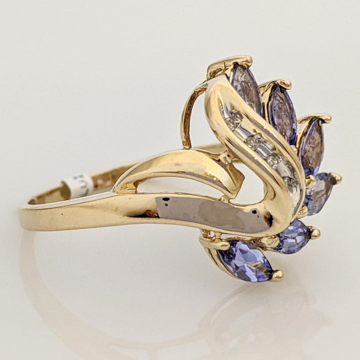 14K IOLITE MARQUISE (6) 3X4 WITH (4) MELEE ESTATE RING 2.8 GRAMS