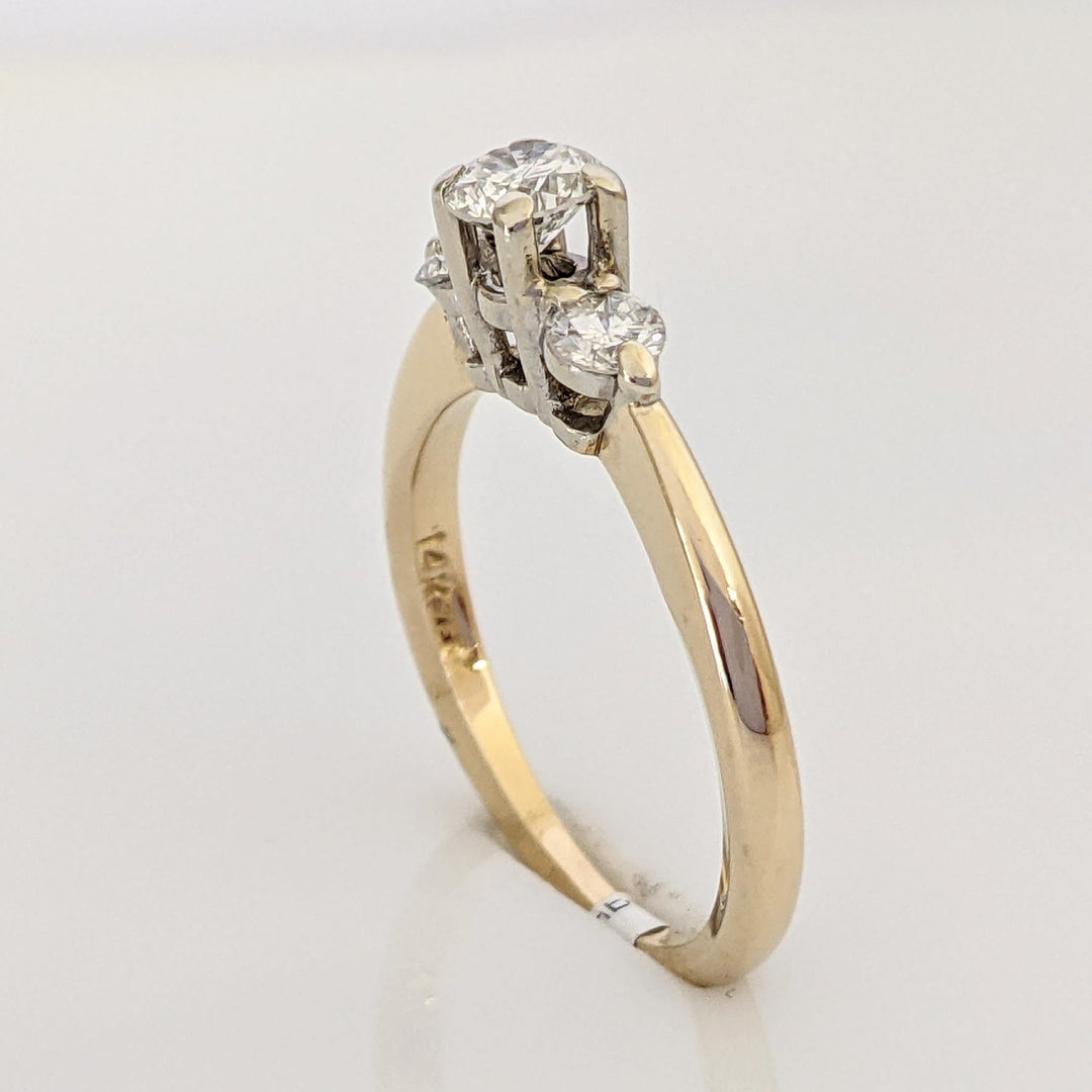 14K .43 CARAT TOTAL WEIGHT I1 I DIAMOND ROUND (3) TRINITY ESTATE RING 2.2 GRAMS