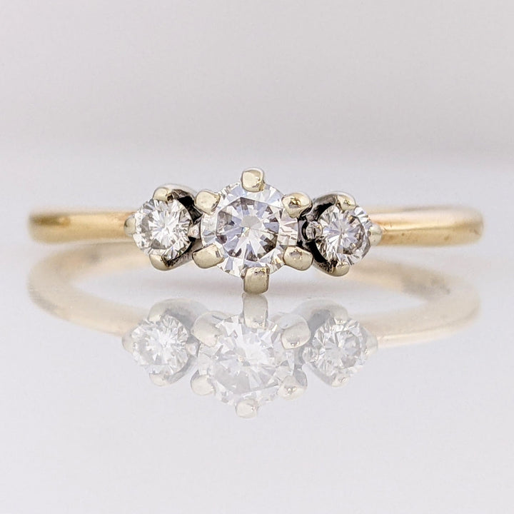 14K .30 CARAT TOTAL WEIGHT SI K DIAMOND ROUND TRINITY ESTATE RING