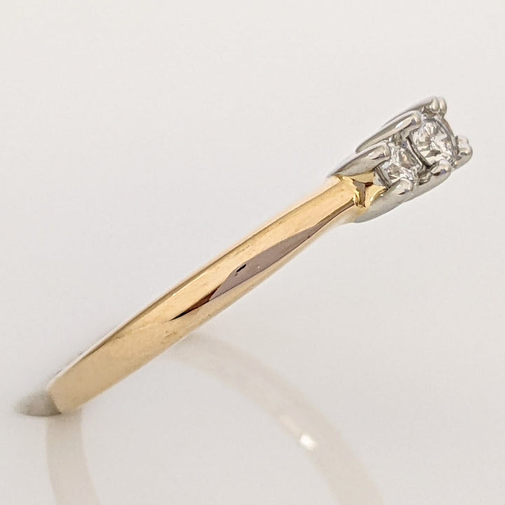 14K .23 CARAT TOTAL WEIGHT I1 H DIAMOND ROUND (3) ESTATE TRINITY RING 2.5 GRAMS