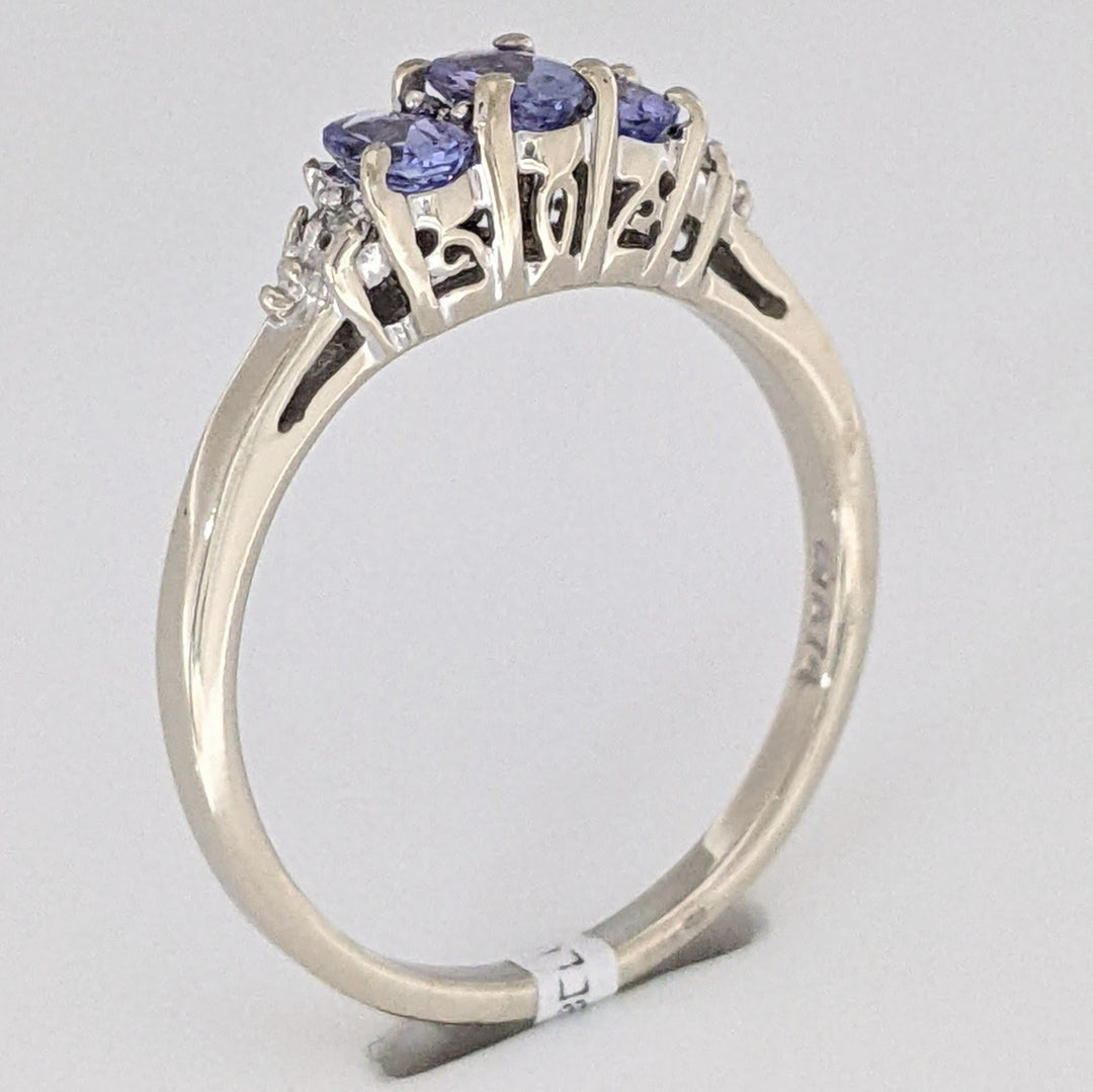 10K TANZANITE OVAL (3) WITH (4) MELEE ESTATE RING 2.3 GRAMS