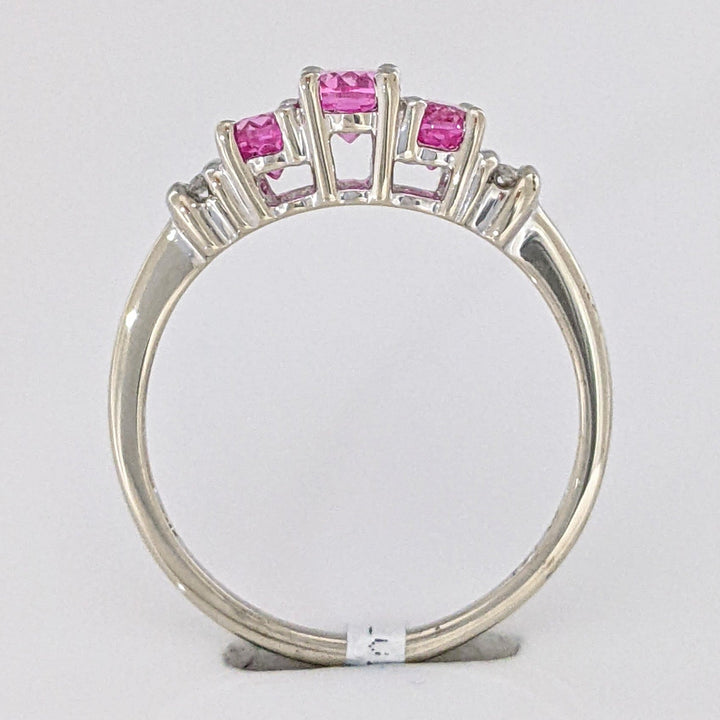 10K WHITE LAB-CREATED PINK SAPPHIRE OVAL 4X6 WITH (2) 3X5 AND (4) MELEE ESTATE RING 2.1 GRAMS