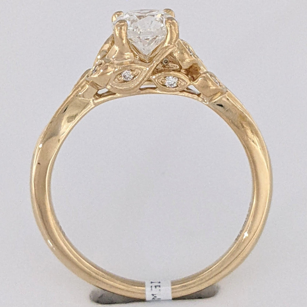 14K .90 CARAT TOTAL VS2 E DIAMOND ROUND WITH (10) MELEE ESTATE RING 3.8 GRAMS