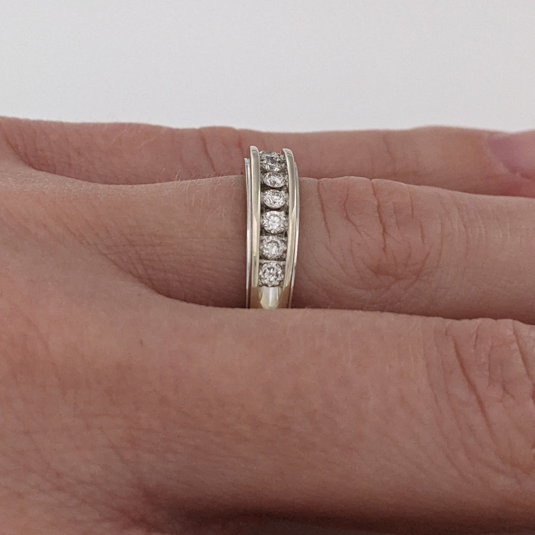 14K WHITE .33 CARAT TOTAL WEIGHT I1 H DIAMOND ROUND (11) ESTATE CHANNEL SET BAND 3.7 GRAMS