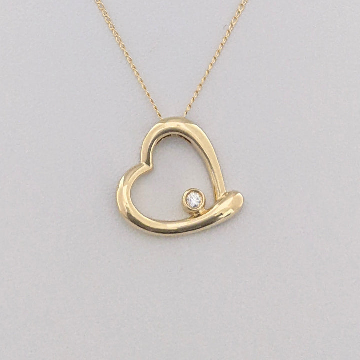 14K .03 CARAT TOTAL DIAMOND ROUND BEZEL OPEN HEART ESTATE PENDANT & CHAIN 3.0 GRAMS