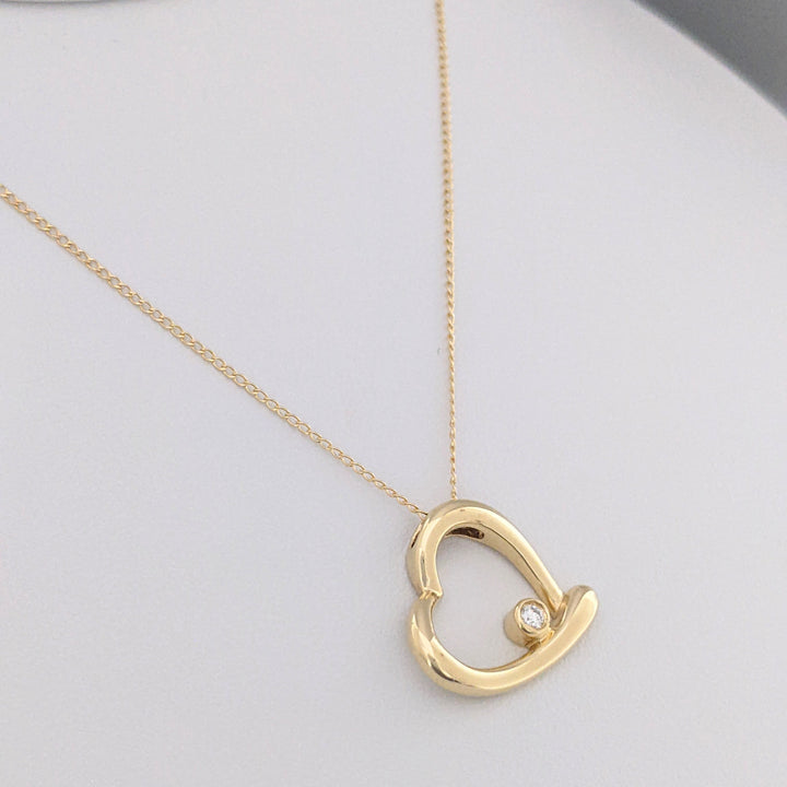 14K .03 CARAT TOTAL DIAMOND ROUND BEZEL OPEN HEART ESTATE PENDANT & CHAIN 3.0 GRAMS