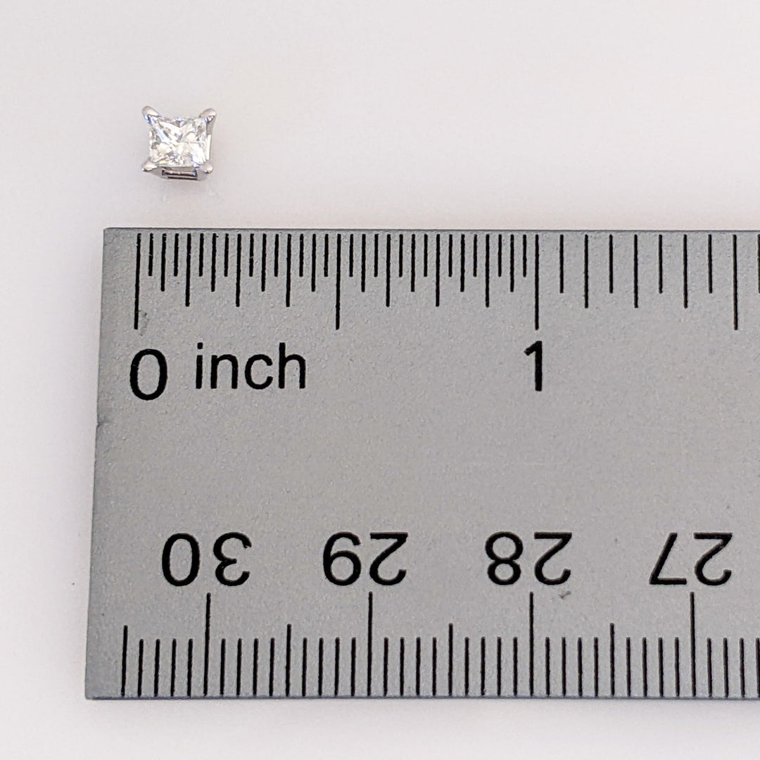 14K WHITE .46 CARAT TOTAL WEIGHT SI2 E-F DIAMOND PRINCESS CUT (2) ESTATE STUD EARRINGS 0.8 GRAMS