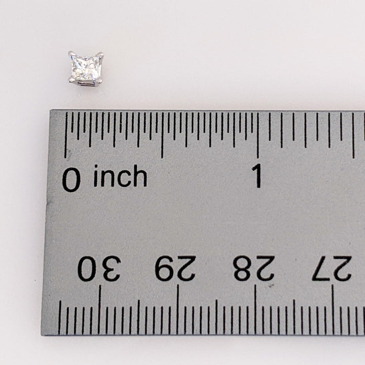 14K WHITE .46 CARAT TOTAL WEIGHT SI2 E-F DIAMOND PRINCESS CUT (2) ESTATE STUD EARRINGS 0.8 GRAMS