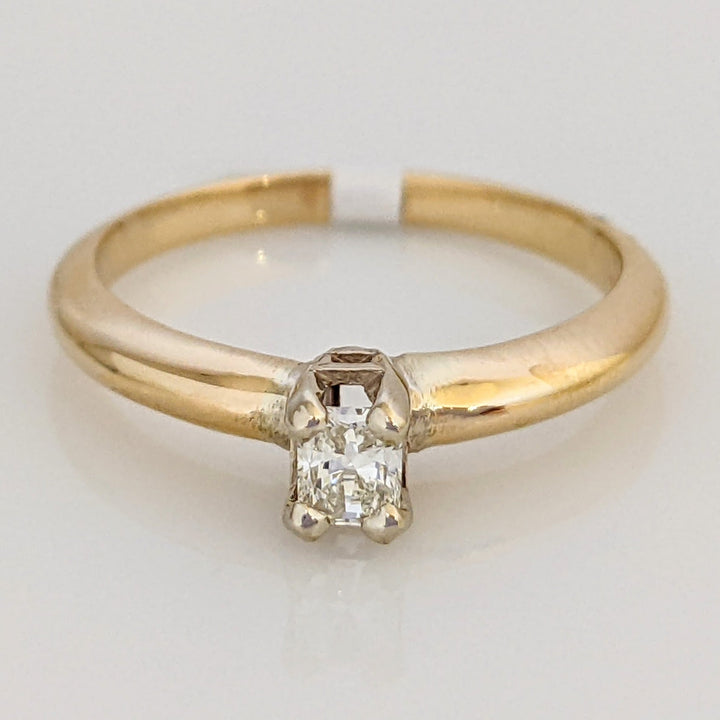 14K .17 CARAT TOTAL VS2 H DIAMOND EMERALD CUT SOLITAIRE ESTATE RING 2.4 GRAMS