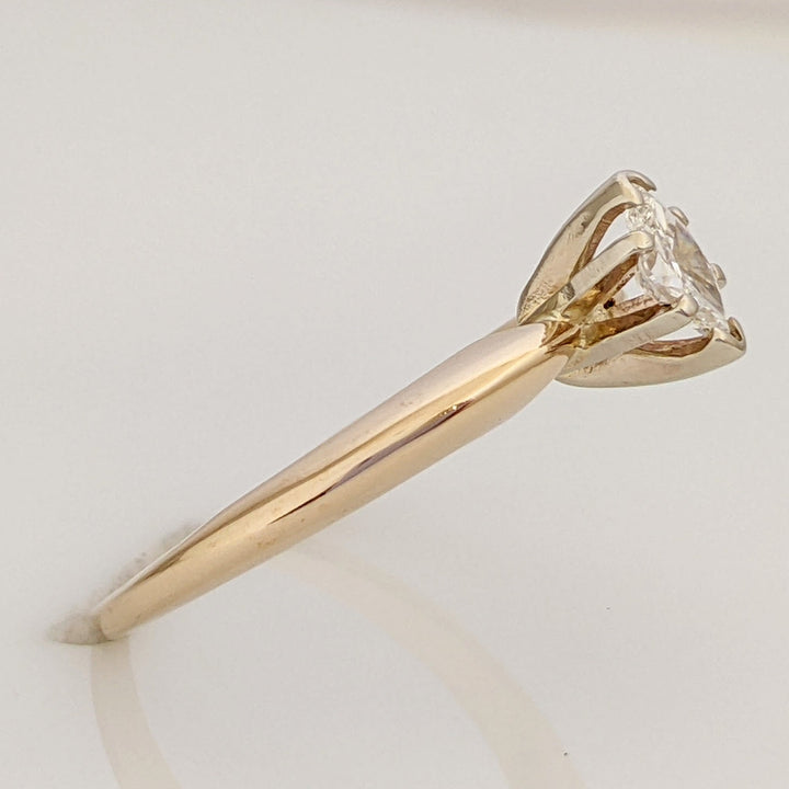 14K .22 CARAT TOTAL WEIGHT SI1 J DIAMOND MARQUISE CUT SOLITAIRE ESTATE RING 2.4 GRAMS