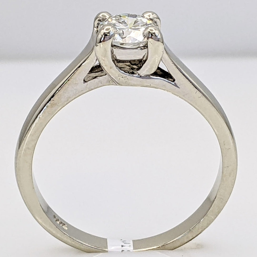 14K WHITE .56 CARAT TOTAL VVS2 J DIAMOND ROUND 4-PRONG ESTATE SOLITAIRE RING 3.1 GRAMS