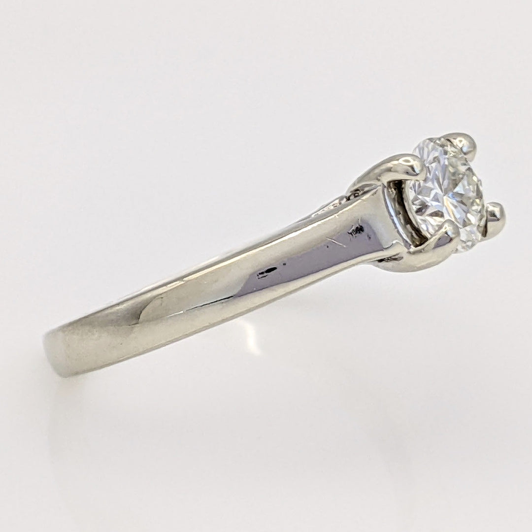 14K WHITE .56 CARAT TOTAL VVS2 J DIAMOND ROUND 4-PRONG ESTATE SOLITAIRE RING 3.1 GRAMS