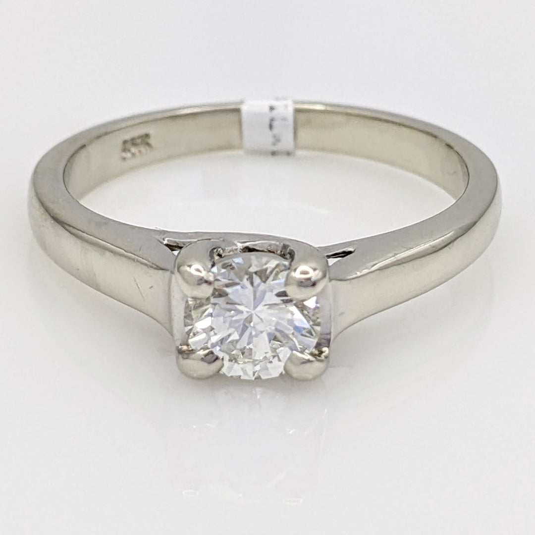 14K WHITE .56 CARAT TOTAL VVS2 J DIAMOND ROUND 4-PRONG ESTATE SOLITAIRE RING 3.1 GRAMS