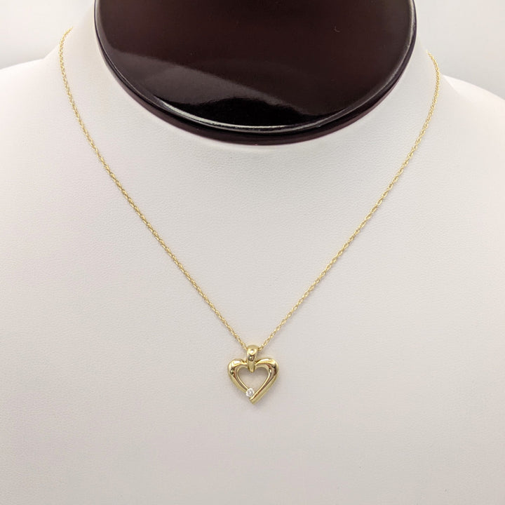 14K .05 CARAT TOTAL DIAMOND ROUND HEART ESTATE PENDANT & CHAIN 2.4 GRAMS