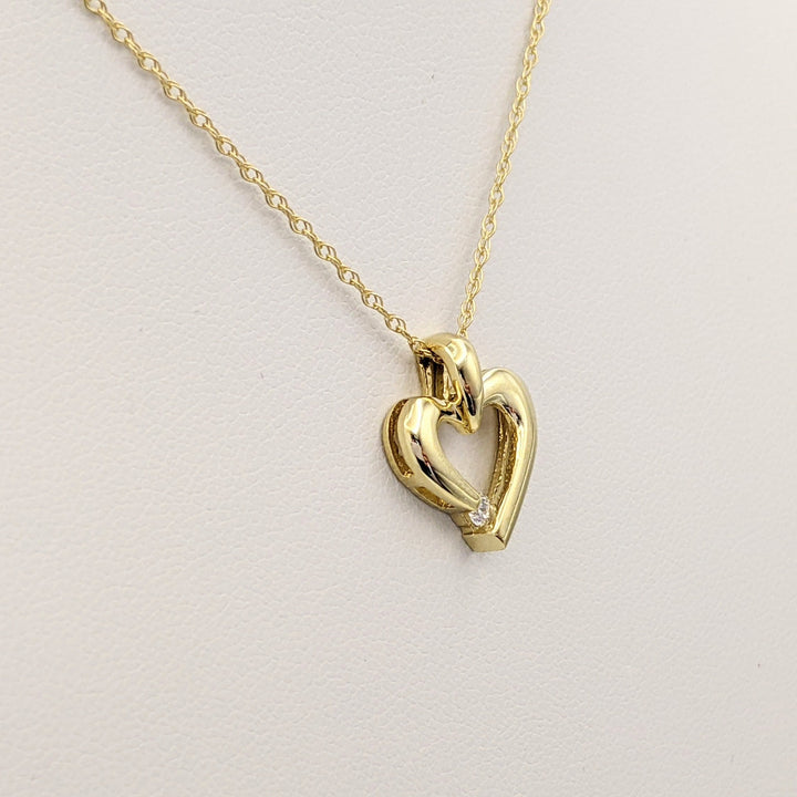 14K .05 CARAT TOTAL DIAMOND ROUND HEART ESTATE PENDANT & CHAIN 2.4 GRAMS