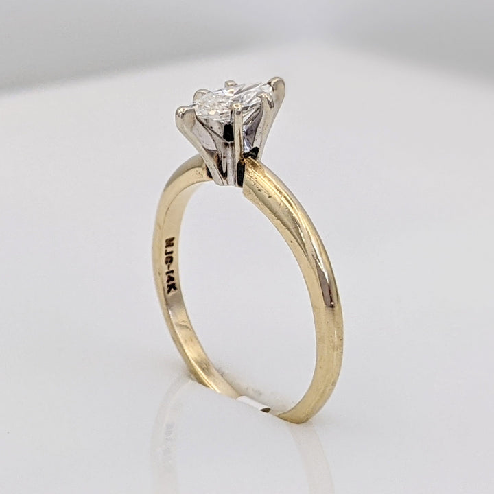 14K .28 CARAT TOTAL I1 H DIAMOND MARQUISE CUT SOLITAIRE ESTATE RING 1.8 GRAMS