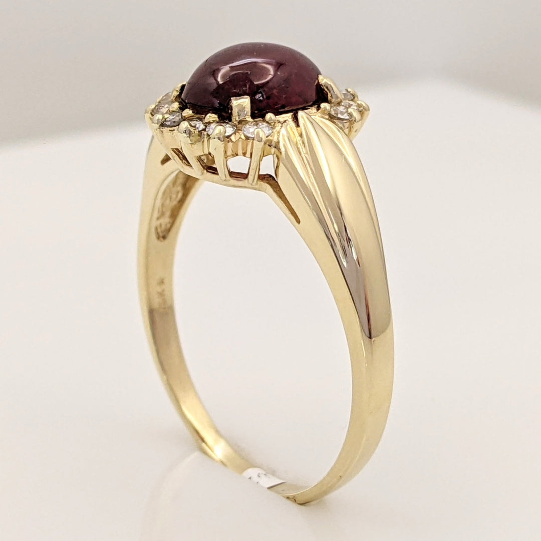 14K LAB-CREATED RUBY CABOCHON OVAL 7X9 WITH .18 DIAMOND TOTAL WEIGHT ESTATE RING 4.3 GRAMS