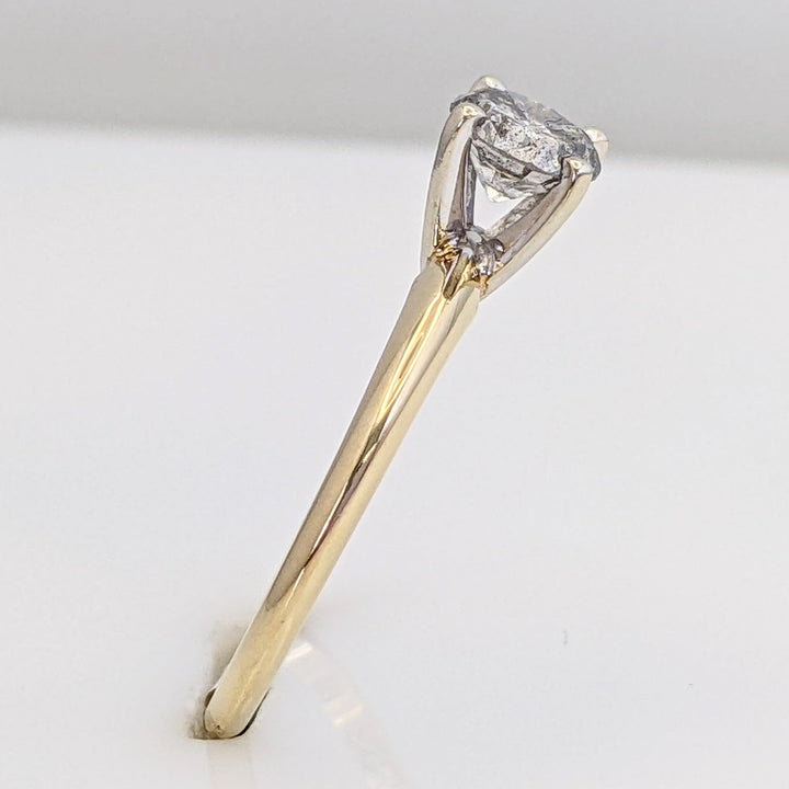 14K .61 CARAT TOTAL I1 K DIAMOND ROUND SOLITARE ESTATE RING 1.9 GRAMS