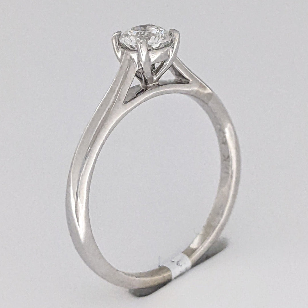 14K WHITE .40 CARAT TOTAL VS2 E DIAMOND ROUND ESTATE RING 2.2 GRAMS
