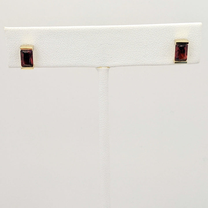 14K GARNET EMERALD CUT 4X6 HALF-BEZEL ESTATE EARRINGS 1.6 GRAMS