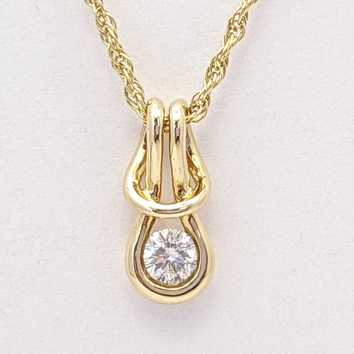 14K .16 CARAT TOTAL VS1 I DIAMOND ROUND LOVE KNOT ESTATE PENDANT & CHAIN 2.1 GRAMS