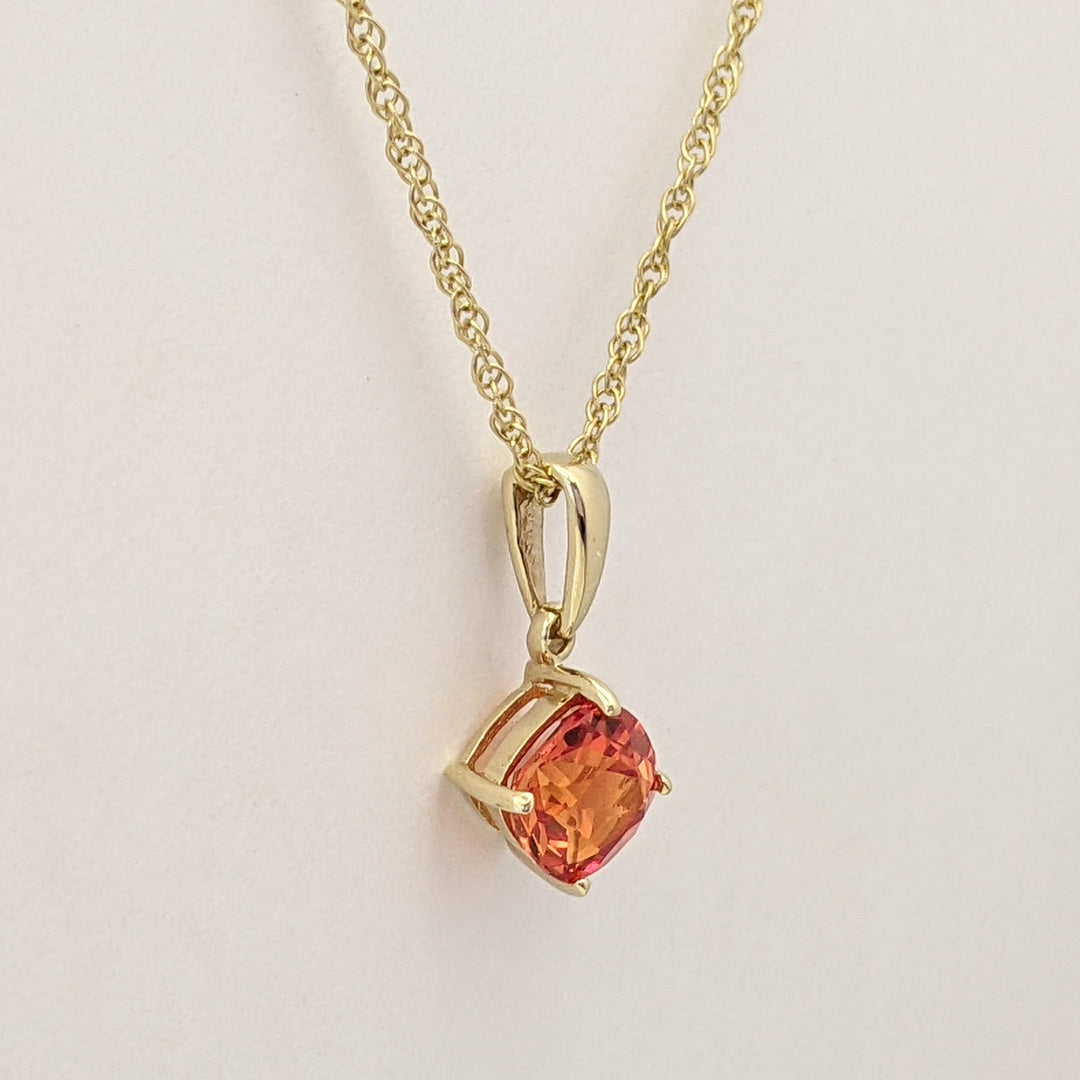 14K LAB-CREATED ORANGE SAPPHIRE CUSHION CUT 6MM ESTATE PENDANT & CHAIN 1.9 GRAMS
