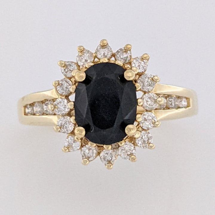 14K ONYX OVAL 6X8 WITH .50 DIAMOND TOTAL WEIGHT ESTATE HALO RING 3.7 GRAMS